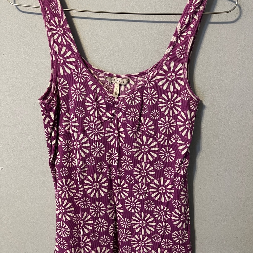 Purple tank top large